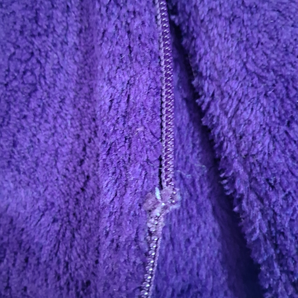 Patagonia Women's Purple Fleece Sweater - Picture 9 of 9